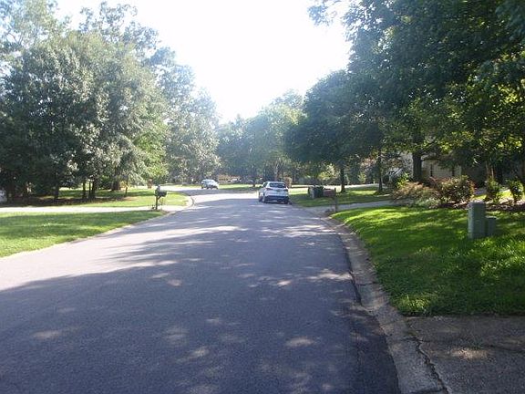 3rd image of 5010 Whitewater Dr