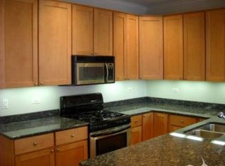 1056 W Lawrence Ave, Chicago, IL 60640