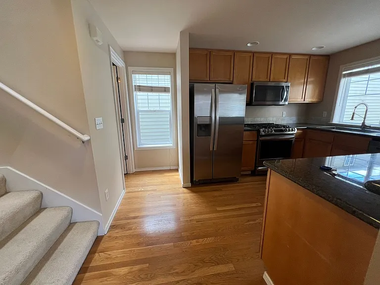 2645 B NW #57 — Photo 12