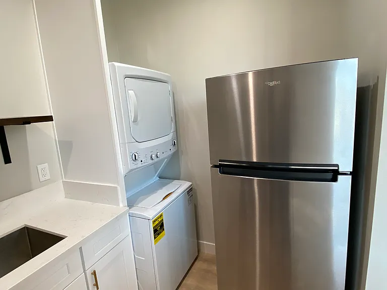 5076 La Paz Dr — Photo 3