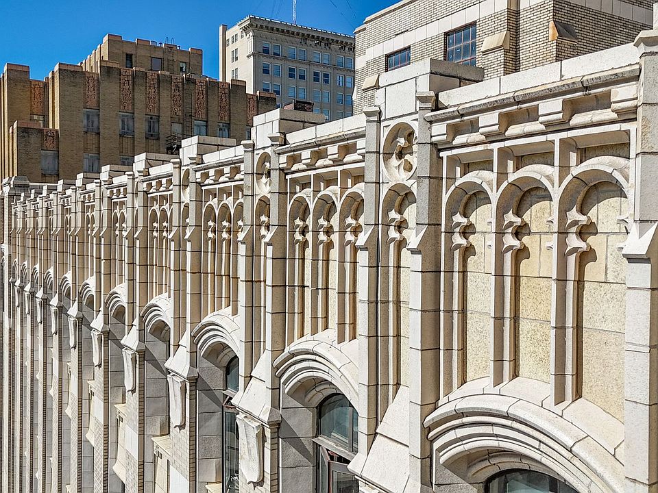 Building Photo 5