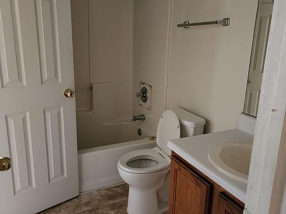 4th image of 8498 Dawn Ave #A