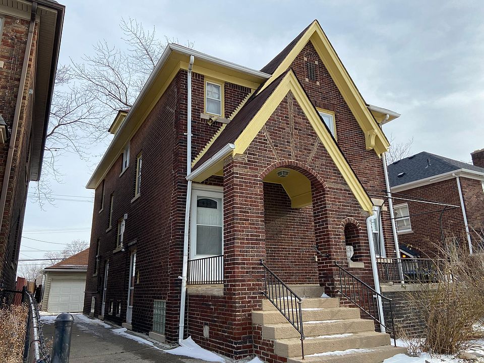 1st image of 660 Marquette Dr