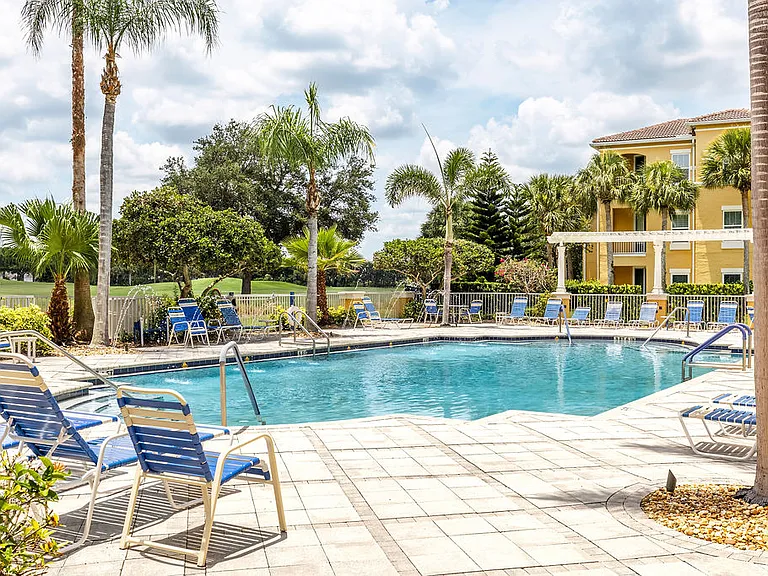 5060 Fairways Cir #F101 — Photo 35
