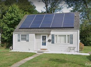 26 Kendall Rd, East Brunswick, NJ 08816