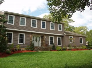 5 Benjamin Ct, Parsippany, NJ 07054