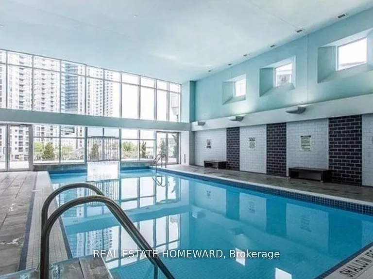 218 Queens Quay W #409 — Photo 24