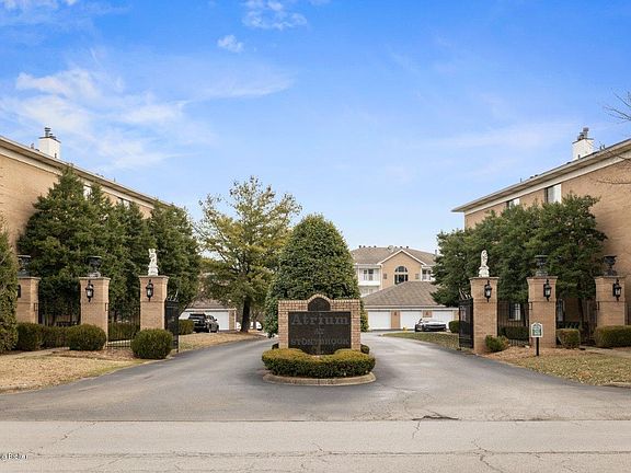 2nd image of 8504 Atrium Dr APT 903