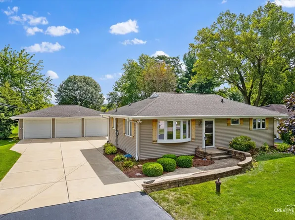 1681 Gary Ave, Aurora, IL 60505