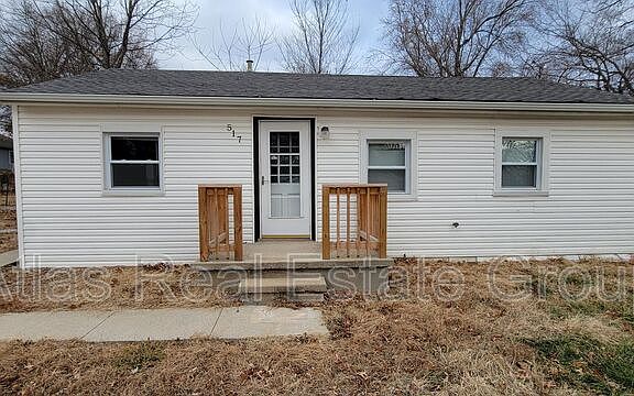 2nd image of 517 & 519 S 81st St Unit 517