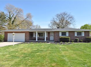 1087 Magdalyn Dr, Akron, OH 44320