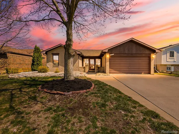 38194 Lincolndale Dr, Sterling Heights, MI 48310