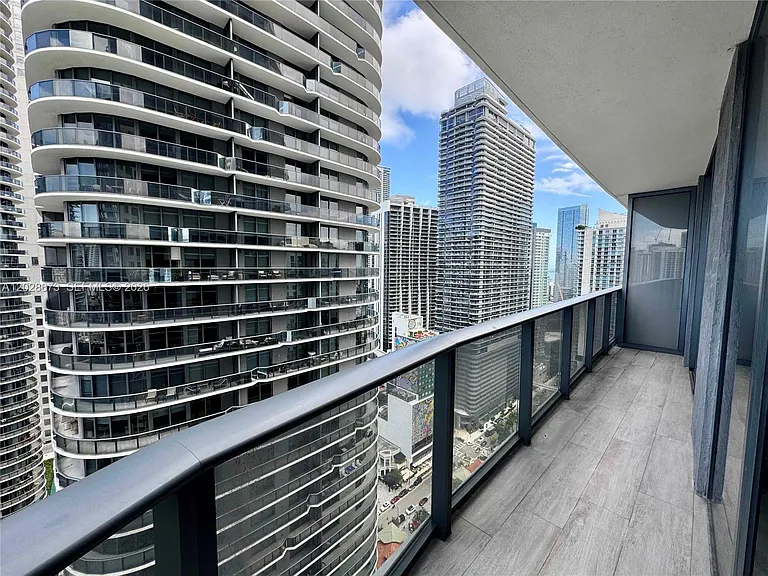 55 SW 9th St #3201 — Photo 20
