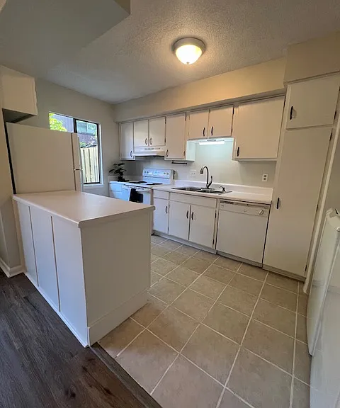 6905 Cleaton Rd — Photo 2