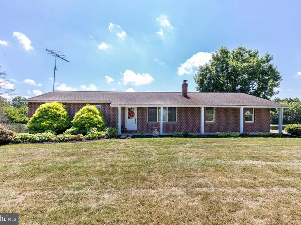 4184 Hanover Rd, Hanover, PA 17331
