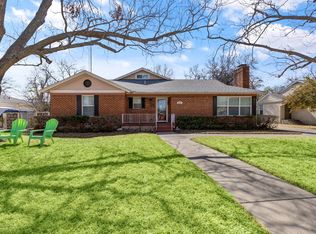 3631 S Hills Ave, Fort Worth, TX 76109