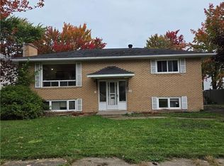 15 Willett St, Moncton, NB E1C8A2