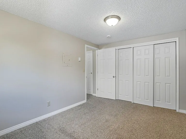 Eagles Landing Apartments — Photo 53
