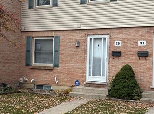 1247 Huron St #29, London, ON N5Y 4X7