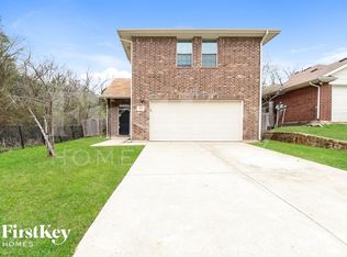 963 Ranch Rd, Dallas, TX 75253