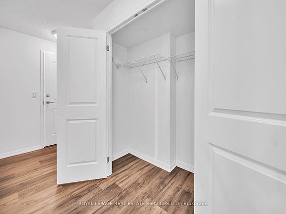 4th image of 125 Western Battery Rd #502