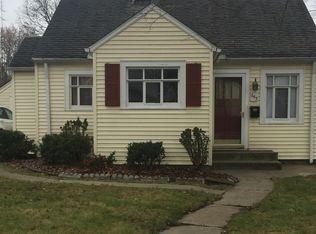 645 Center St, Findlay, OH 45840