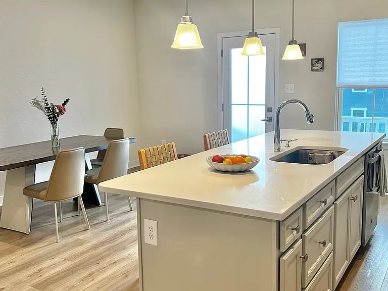 208 Fost Blvd #208 — Photo 7