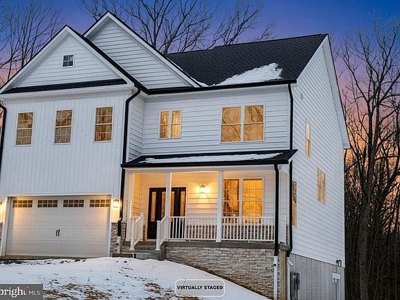 2nd image of 831 Deer Ridge Dr