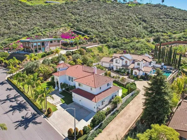 2535 San Clemente Ave, Vista, CA 92084