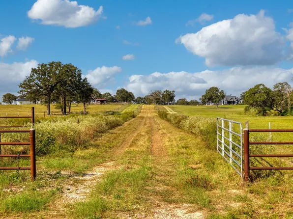 County Road 302, Rockdale, TX 76567