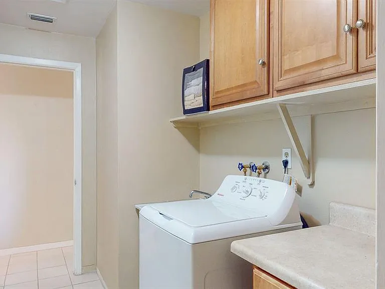 3606 Belle Vista Dr E — Photo 28