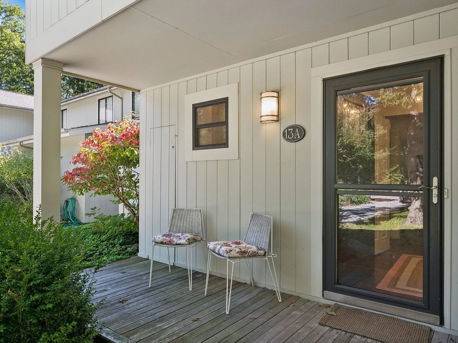 Effortless Hamptons Living — Photo 3