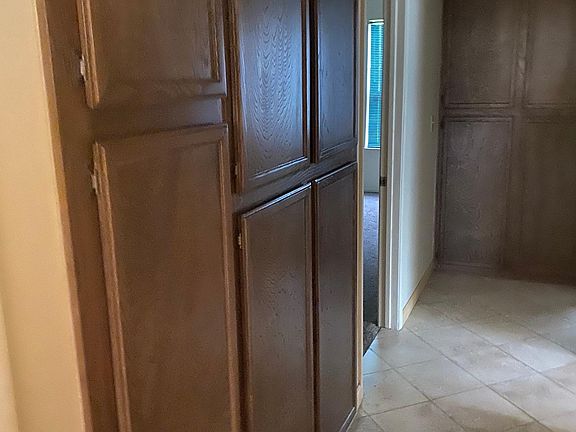4th image of 614 Paloma Dr
