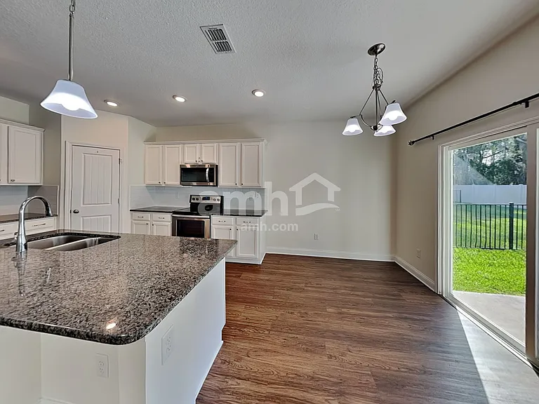 3154 Creek Village Ln — Photo 5