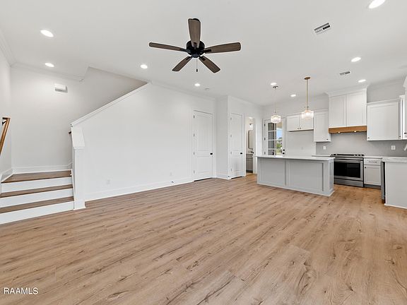 2nd image of 115 Gaunt Ln #504