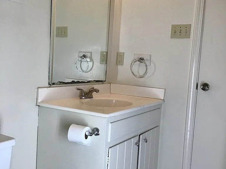 8220A Governor Dr — Photo 5