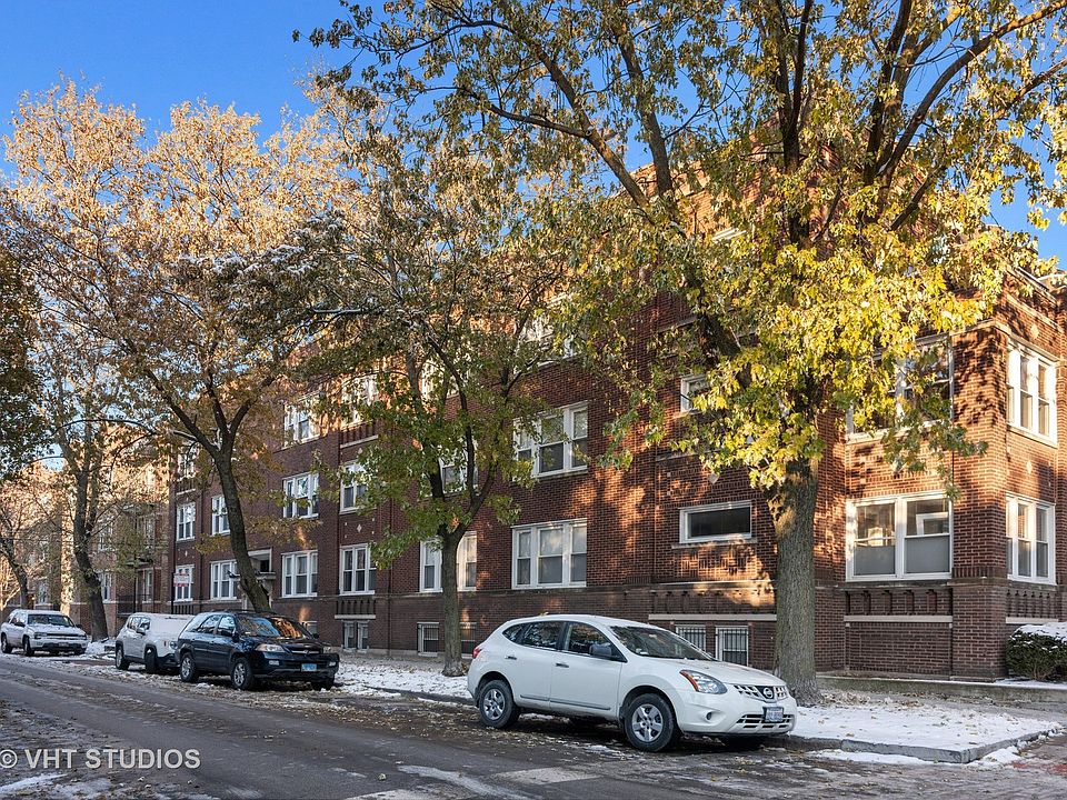 1st image of 3503 N Lakewood Ave #3