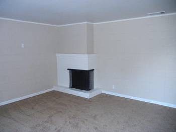 2nd image of 4413 42nd Ave