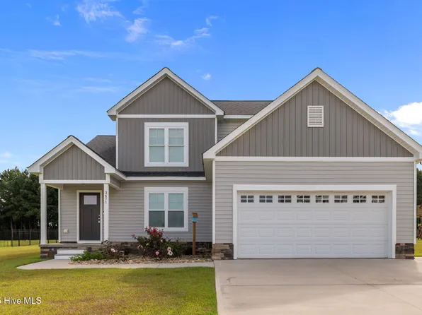 3671 Bellflower Drive, Ayden, NC 28513