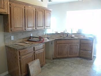 5th image of 10 Lake Crest Cir