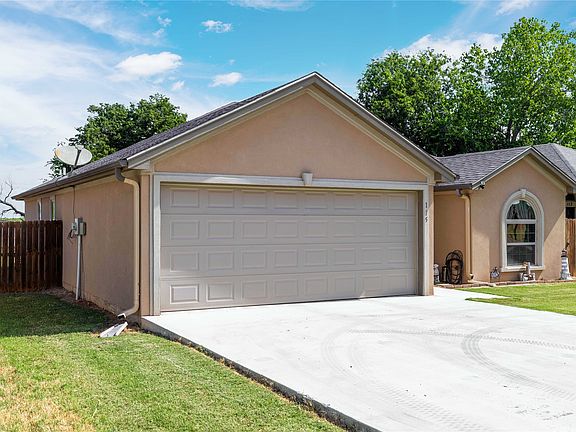 4th image of 115 Bluebonnet Dr