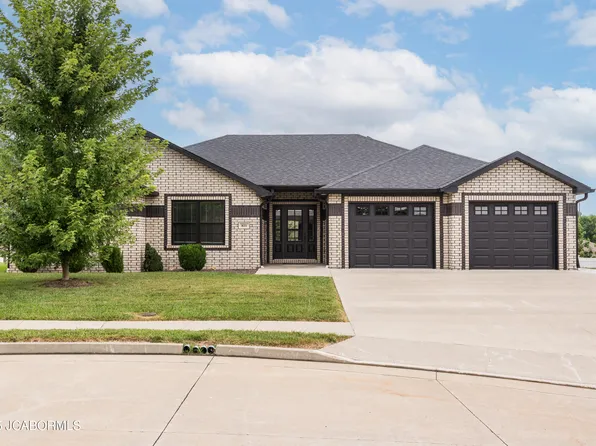 811 Ronan Ct, Jefferson City, MO 65109