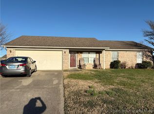 1107 Flagstone Dr, Jeffersonville, IN 47130