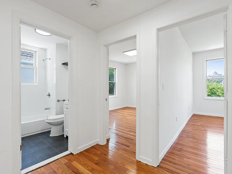 1043 Hunterdon St #2 — Photo 5