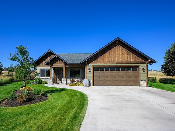3rd image of 257 Leonard Ln