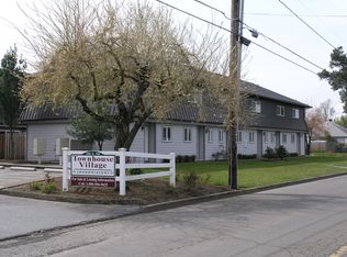 606 E 9th St APT 62, Newberg, OR 97132