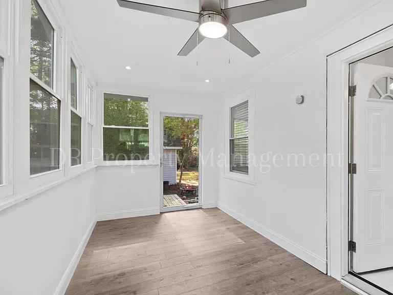 319 Forest Hill Ave — Photo 11