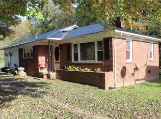 1543 Echo Dr, Lenoir, NC 28645