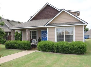 3911 SW Gibson Ave, Bentonville, AR 72712