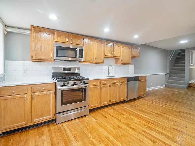 1509 McHenry St — Photo 1